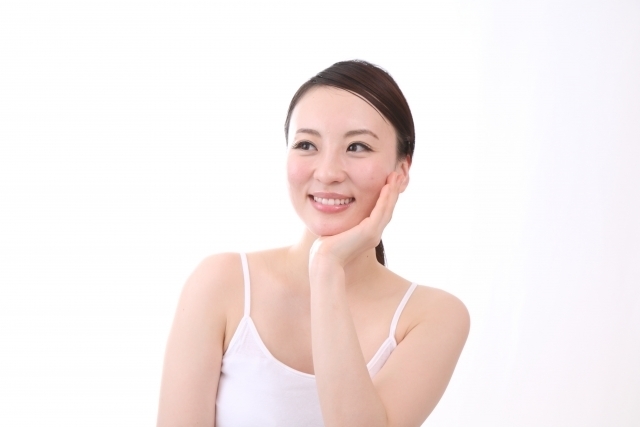 笑顔の女性