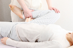 施術を受ける女性
